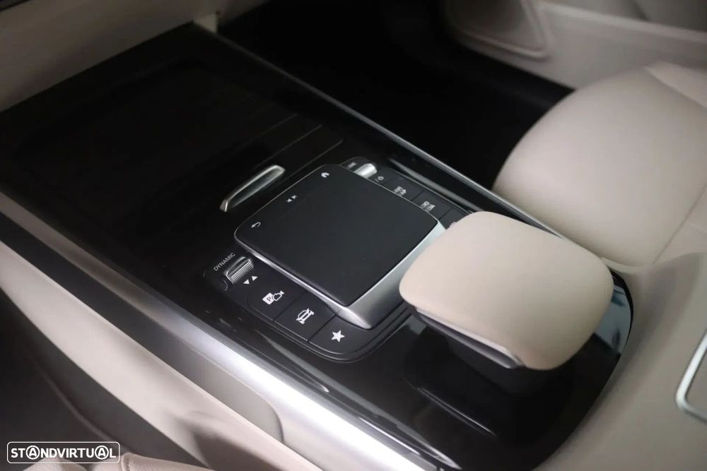 Mercedes-Benz EQB 300 4Matic - 13