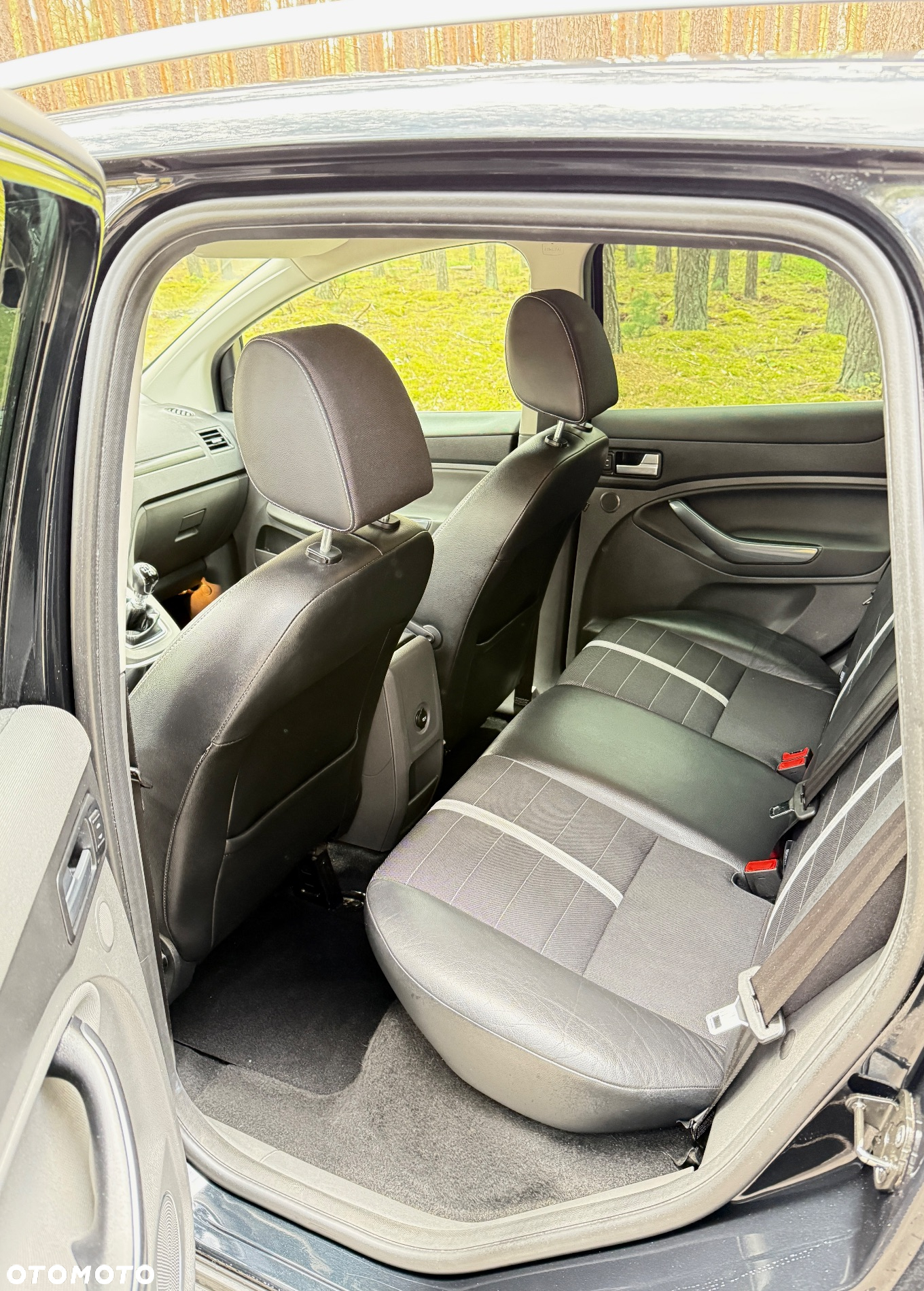 Ford Kuga 2.0 TDCi 4x4 Titanium - 7