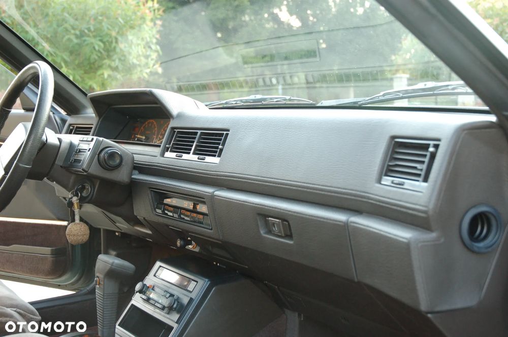Mitsubishi Sapporo - 15