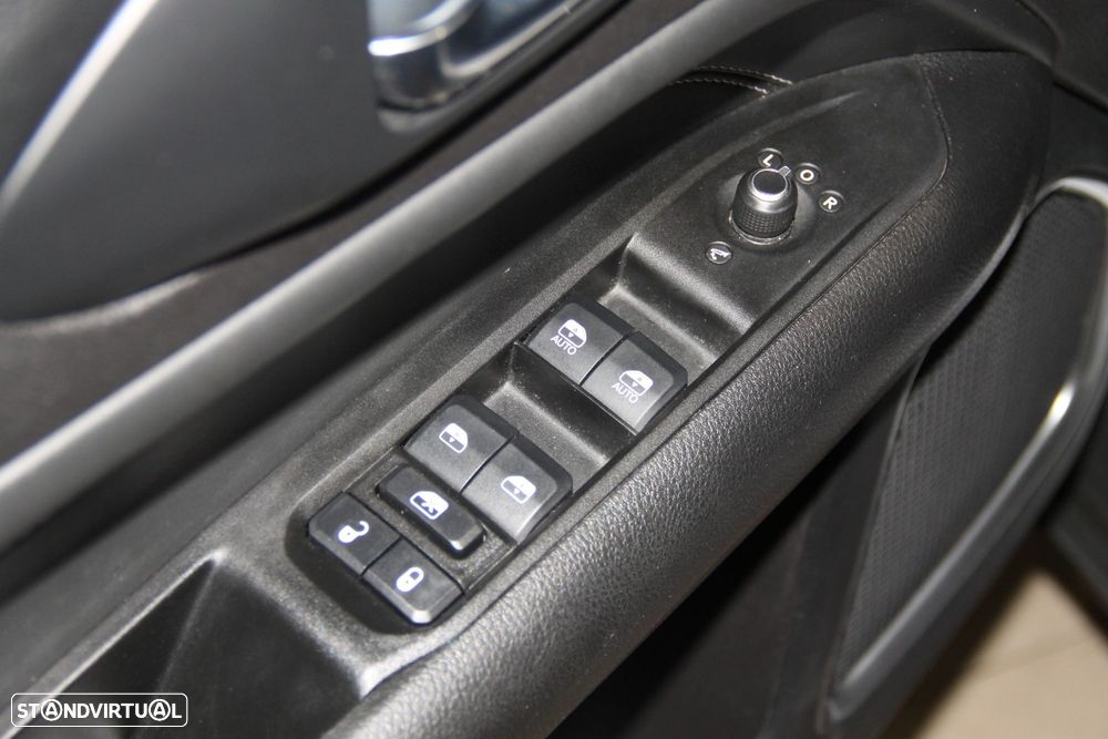 Jeep Compass 1.6 MultiJet Limited - 17