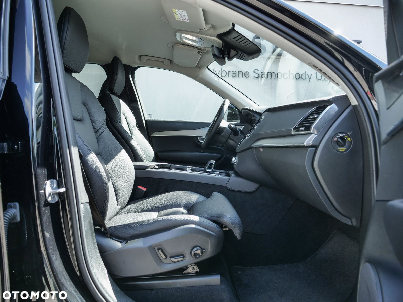 Volvo XC 90 - 32
