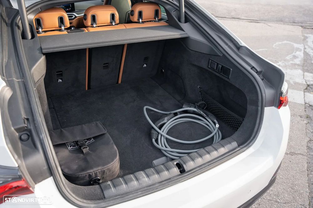 BMW i4 eDrive40 Pack Desportivo M - 34