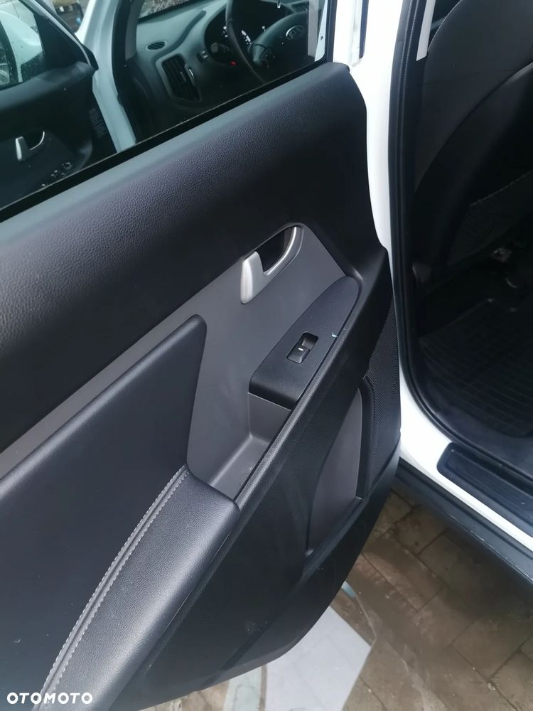 Kia Sportage 1.7 CRDI 2WD Attract - 15