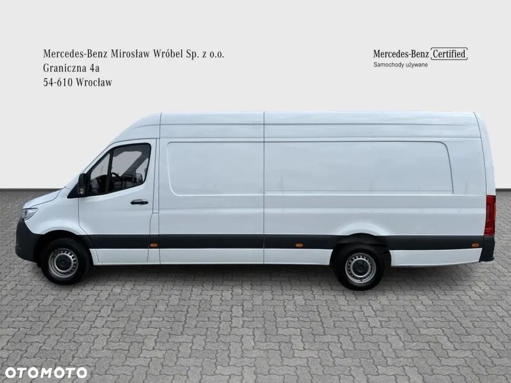 Mercedes-Benz Sprinter - 2