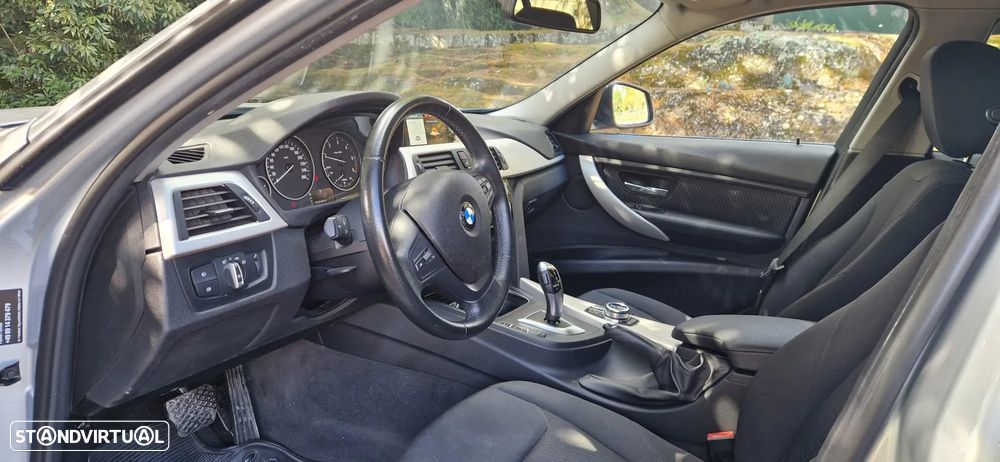 BMW 318 d Touring Advantage Auto - 10