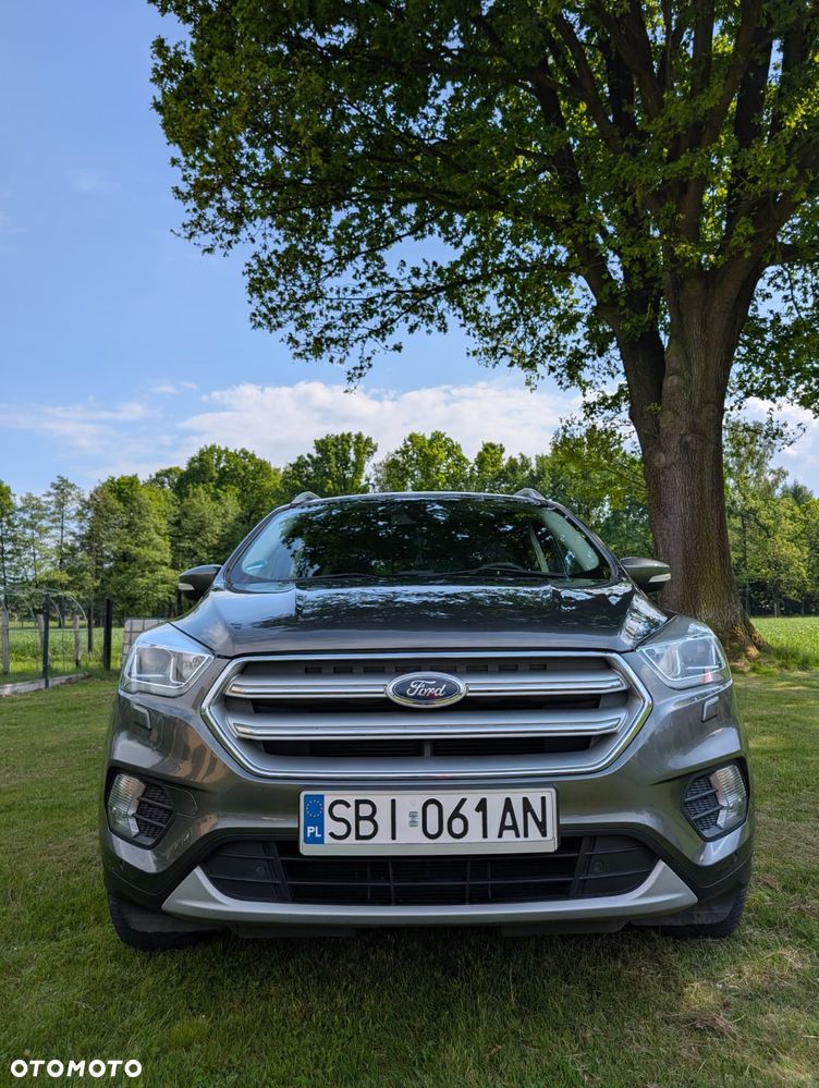 Ford Kuga 1.5 EcoBoost 2x4 Titanium - 4
