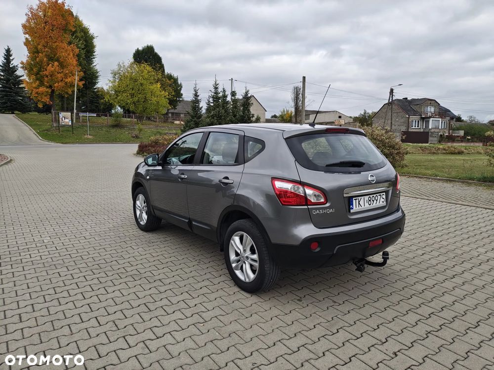 Nissan Qashqai 2012 photo 4