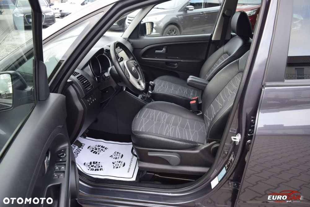 Kia Venga 1.6 Business Line - 10