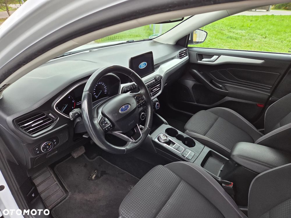 Ford Focus 1.5 EcoBlue Start-Stopp-System TITANIUM - 17