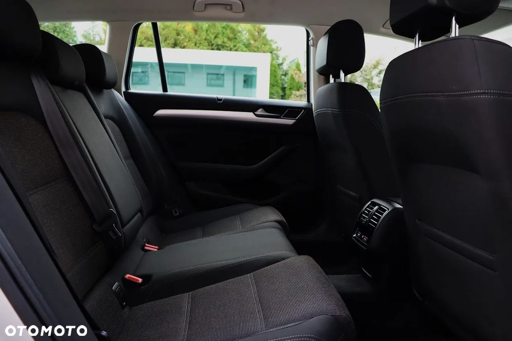 Volkswagen Passat 2.0 TDI BMT Comfortline DSG - 20