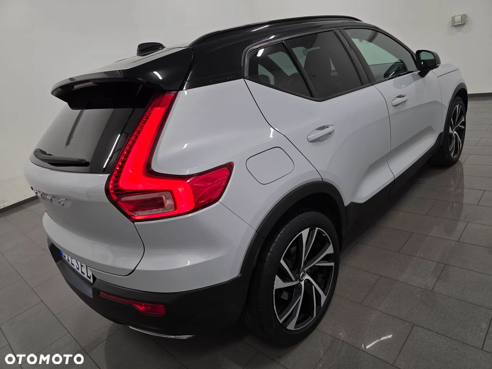 Volvo XC 40 D3 R-Design - 6