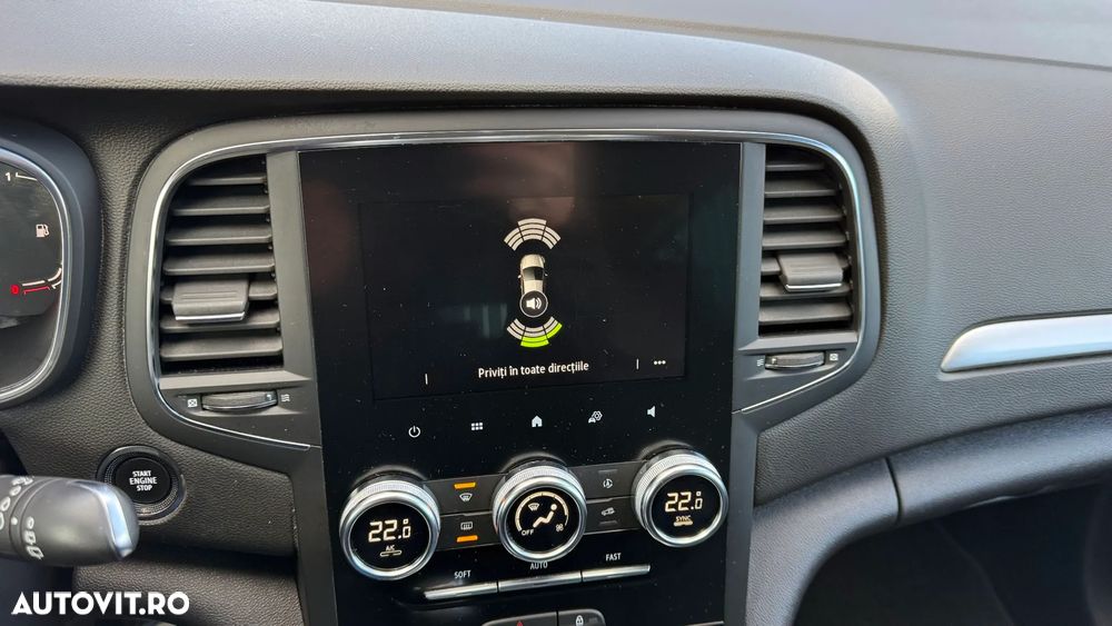 Renault Megane Grandtour TCe 140 GPF INTENS - 20