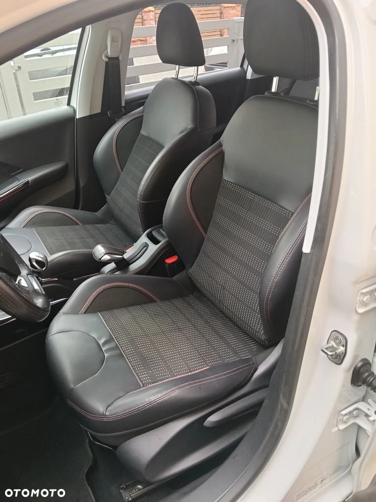 Peugeot 2008 PureTech 130 Stop&Start GT-Line Edition - 11