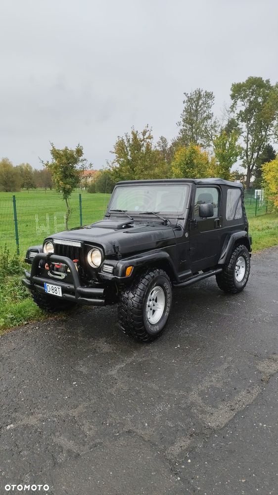 Jeep Wrangler - 1