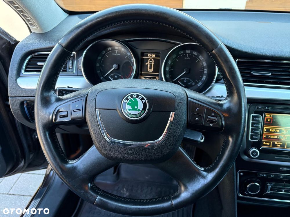 Skoda Superb 2.0 TDI Business - 18