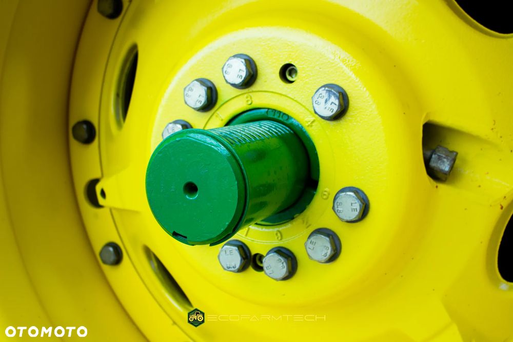 John Deere 8220 - 23