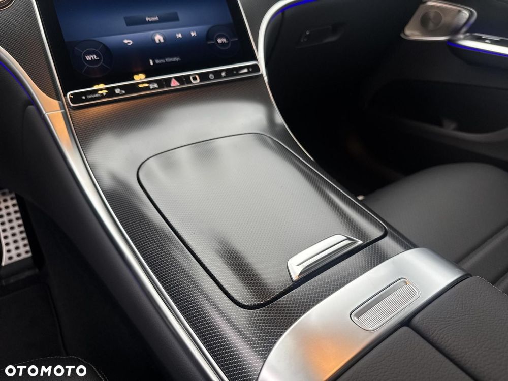 Mercedes-Benz GLC - 16