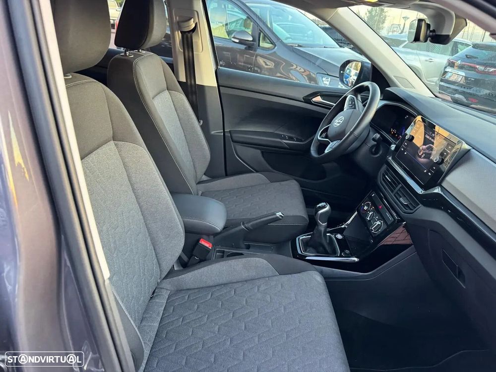 VW T-Cross 1.0 TSI - 23