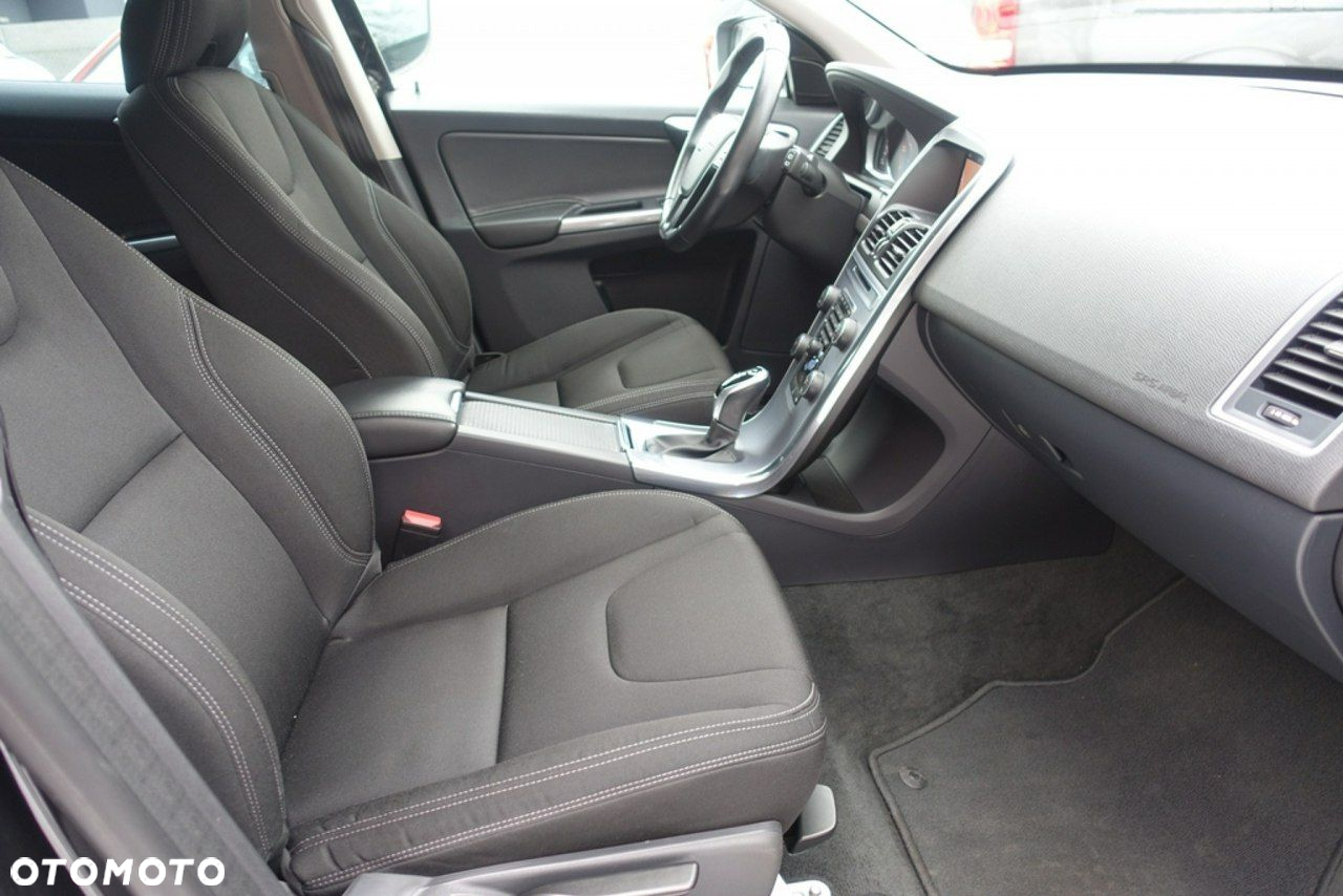 Volvo XC 60 - 13