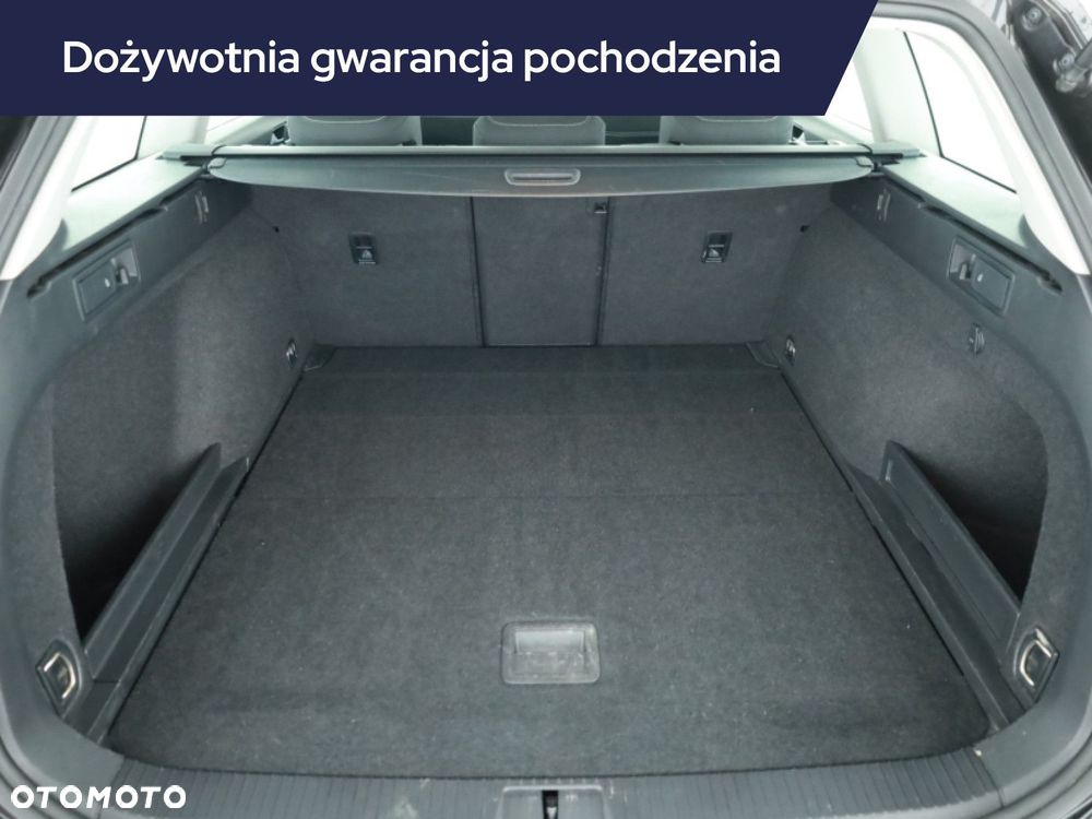 Volkswagen Passat Variant - 13