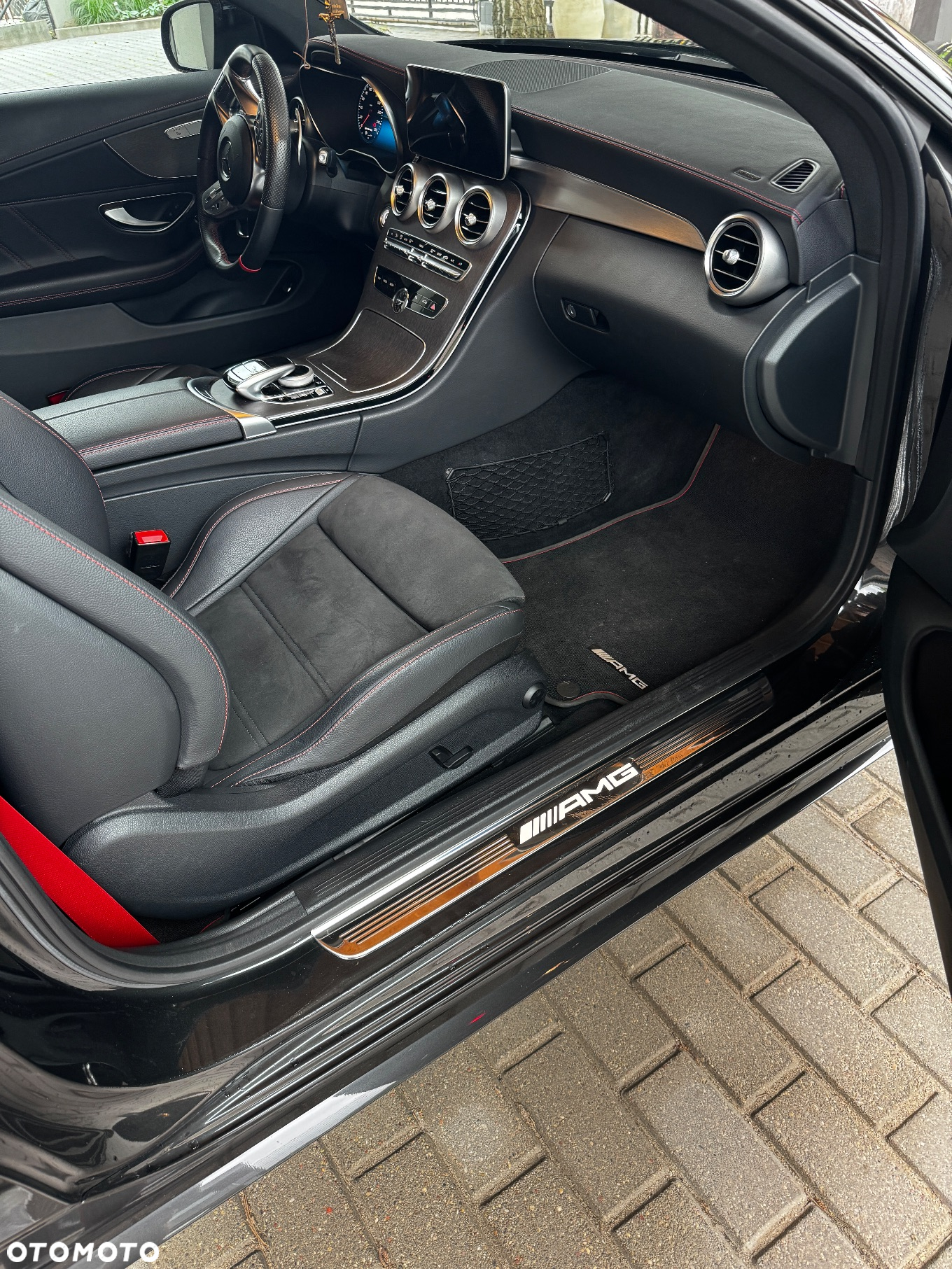 Mercedes-Benz Klasa C 43 AMG 4MATIC - 25