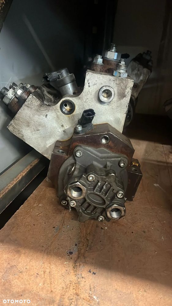 Pompa wtryskowa Bosch Pompa wysokiego ciśnienia MAN "V"  MAN 51.11103-7762 F00BC00010 CR / CP9V4/L820710 - 5