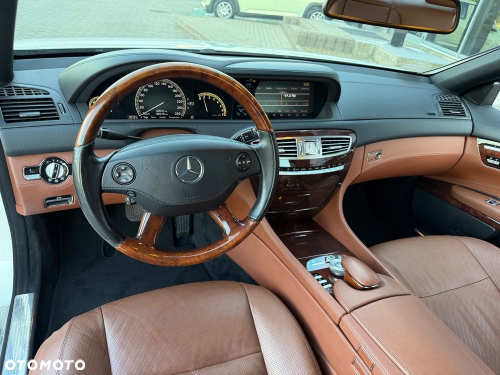 Mercedes-Benz CL 500 - 11