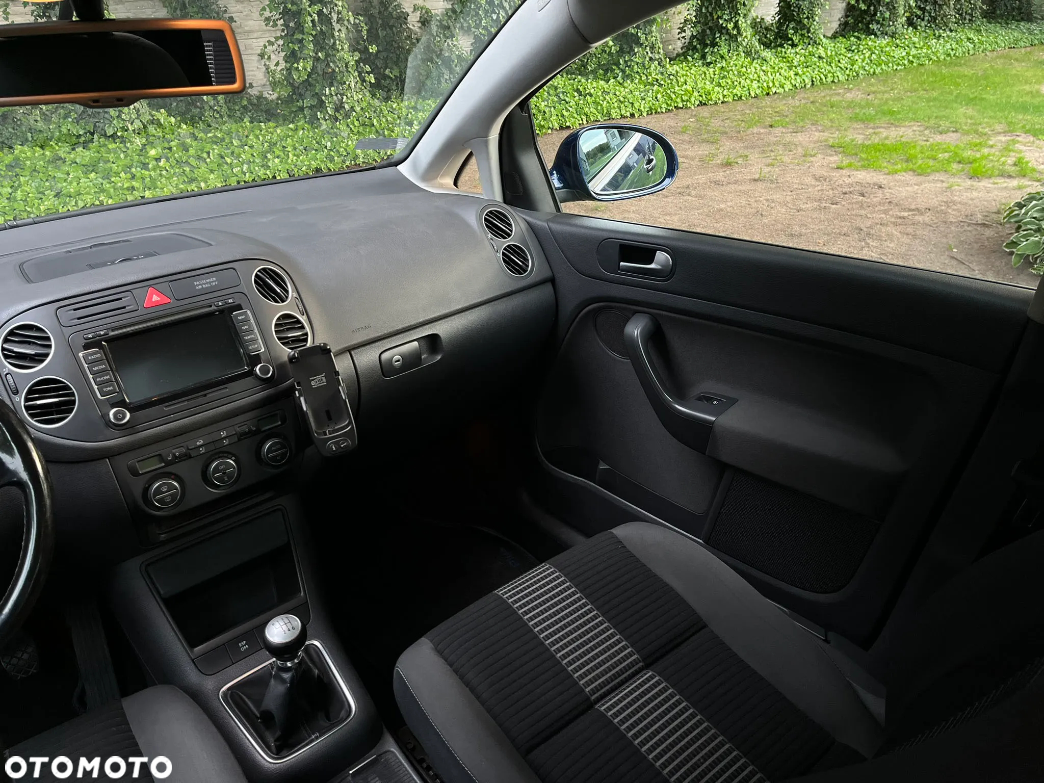 Volkswagen Golf Plus 2.0 TDI DPF United - 20
