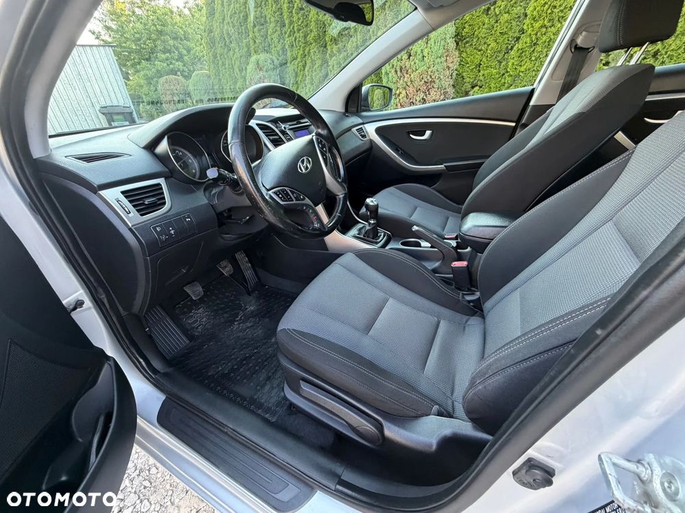 Hyundai i30 1.6 CRDi Premium - 9