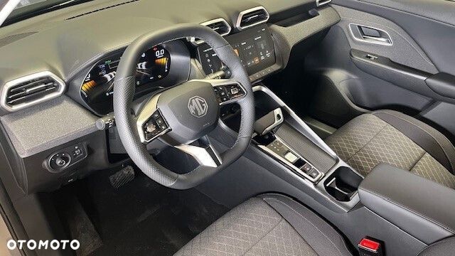 MG ZS Hybrid+ - 22