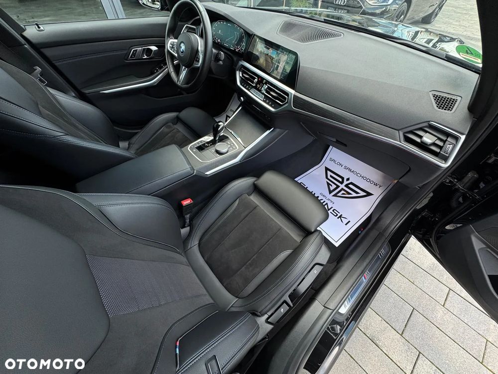 BMW Seria 3 330e xDrive M Sport sport - 19