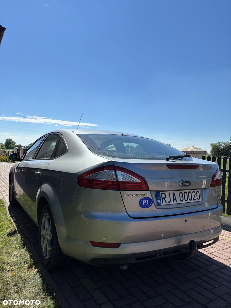 Ford Mondeo - 4
