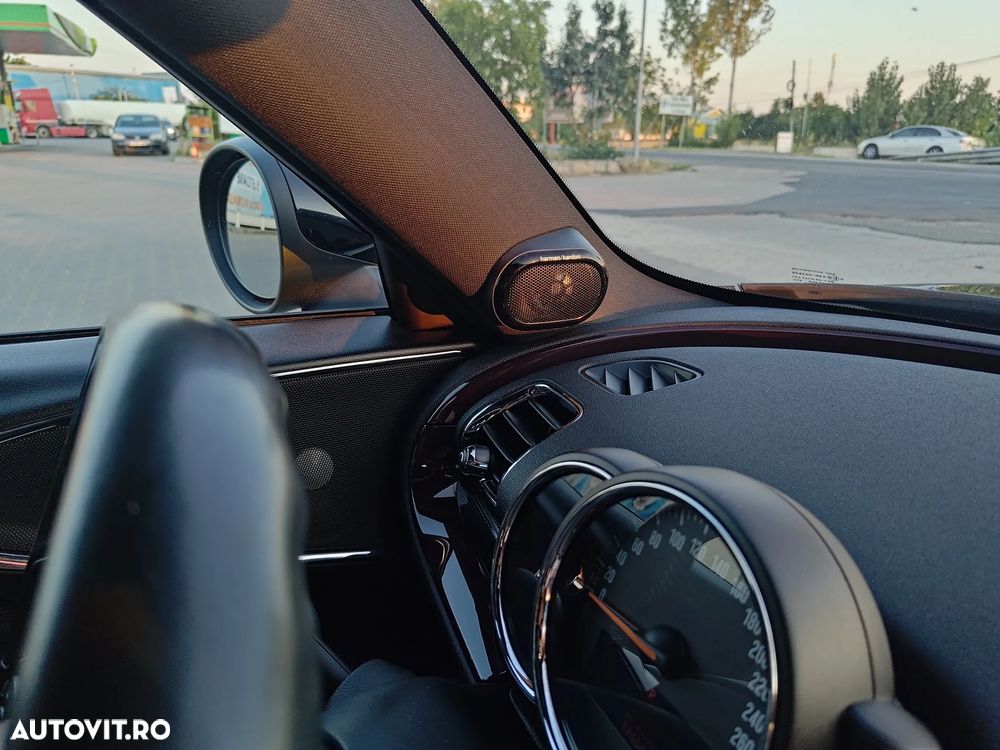 Mini Clubman - 16