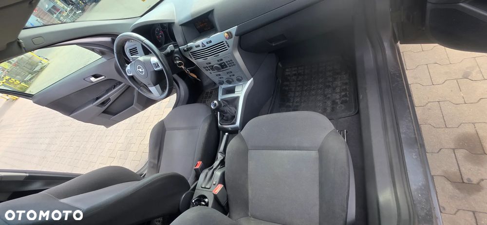 Opel Astra - 21