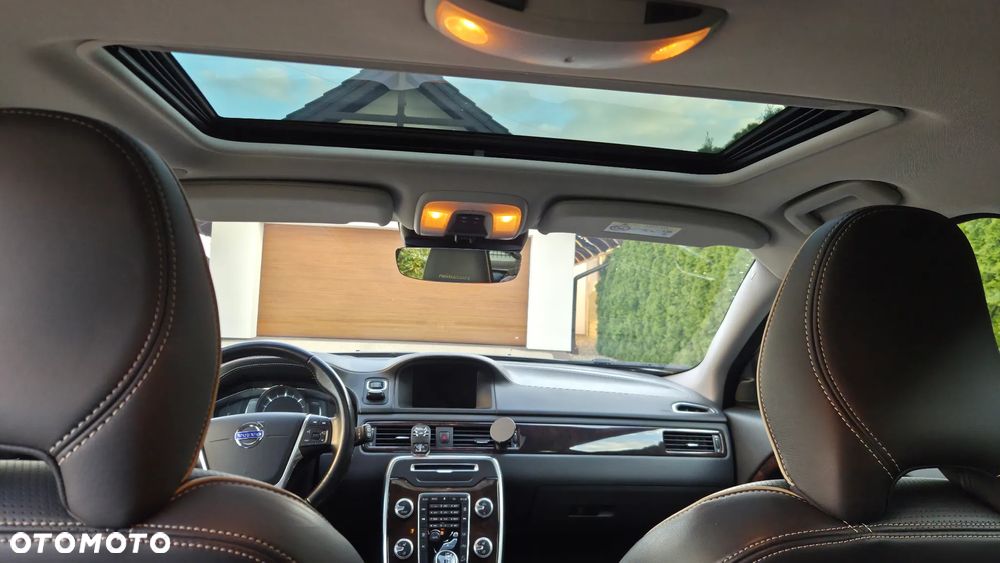 Volvo XC 70 D5 AWD Summum - 17