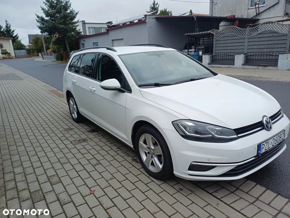 Volkswagen Golf - 3