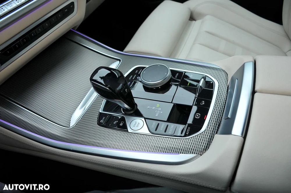 BMW X5 xDrive45e AT PHEV - 28