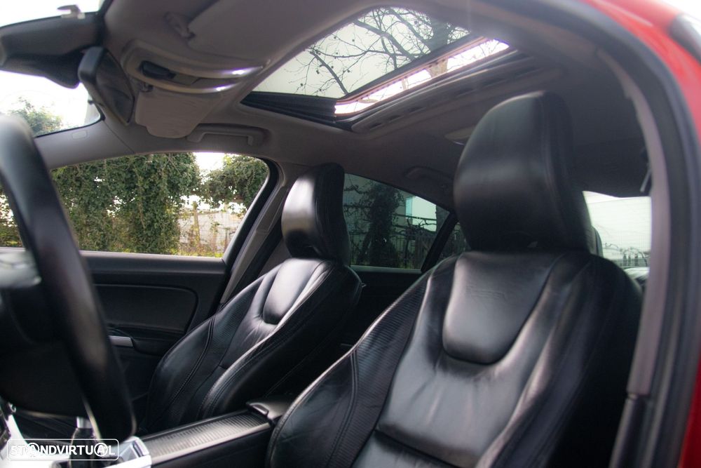 Volvo S60 1.6 D2 Drive Momentum Start/Stop - 33