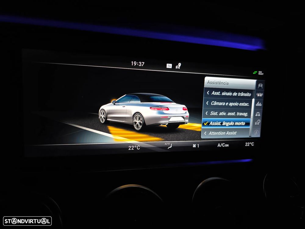 Mercedes-Benz E 220 d Cabrio 9G-Tronic AMG Line - 53