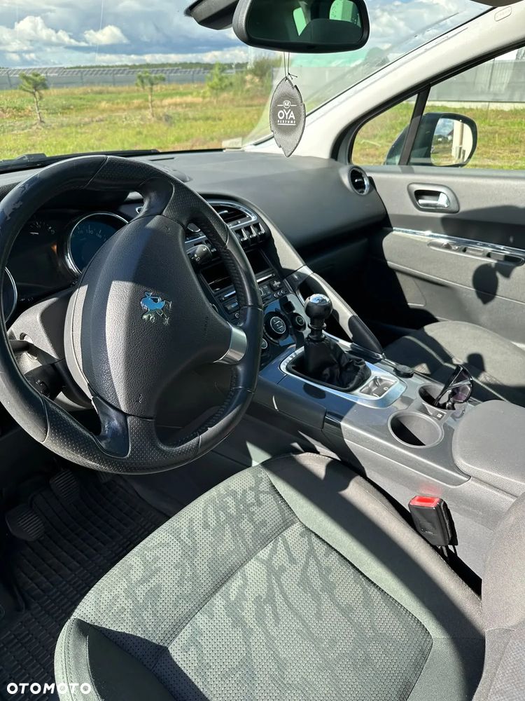 Peugeot 3008 2.0 HDi Allure - 21