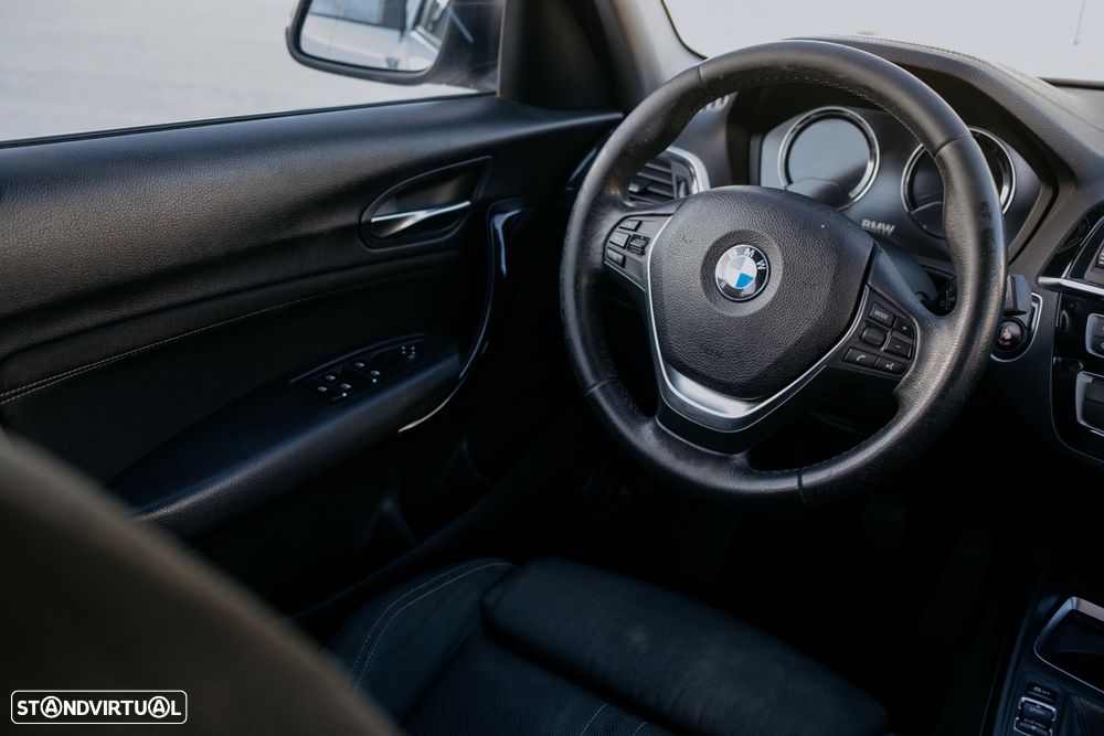 BMW 116 d Line Sport - 23