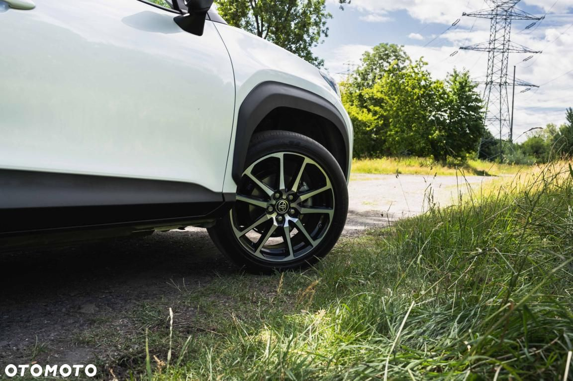 Toyota Yaris Cross - 10
