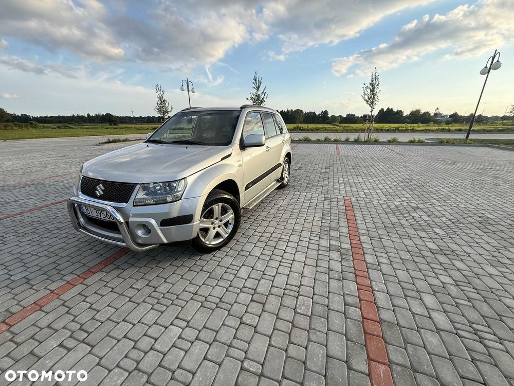 Suzuki Grand Vitara - 2