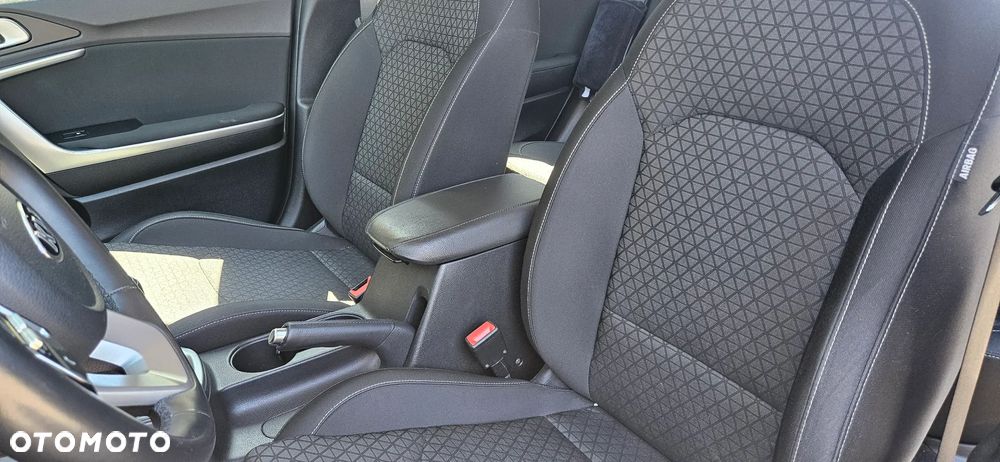 Kia Ceed 1.4 T-GDI M - 13