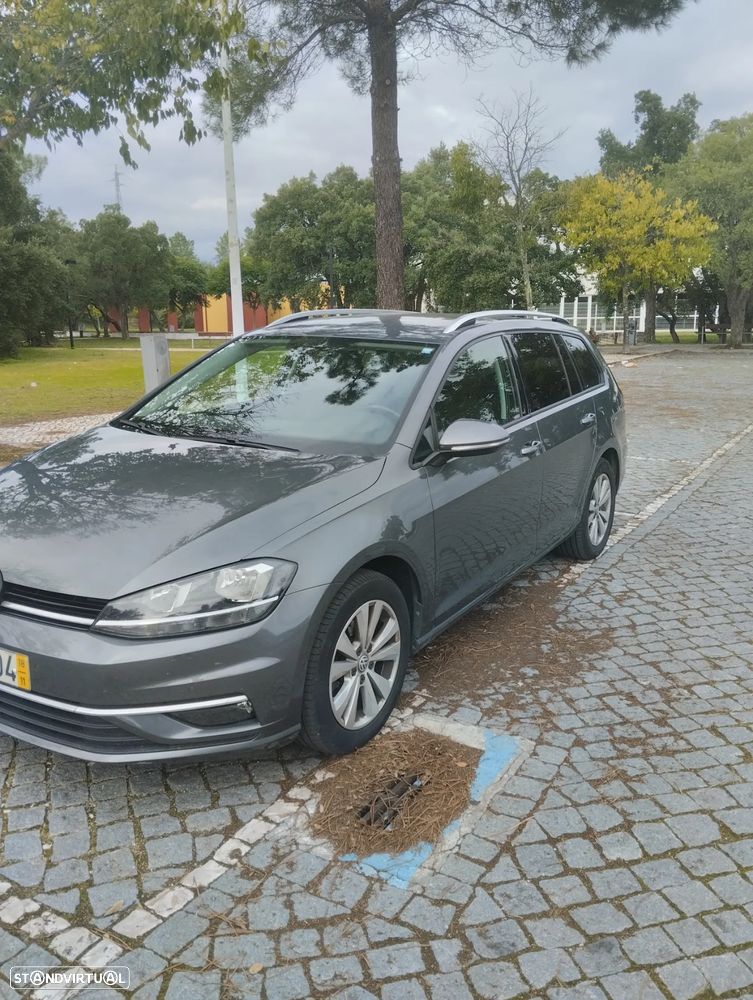 VW Golf Variant 1.6 TDi Confortline DSG - 17