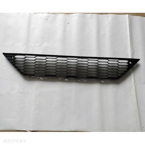 Grila bara Seat Leon (5f), 2017-12.2020, Model FR, Fata, partea centrala, 5F0853667J9B9, Colturi Rupte - Vezi Poze - 1