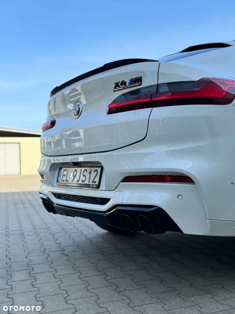 BMW X4 M X4M Competition - 4