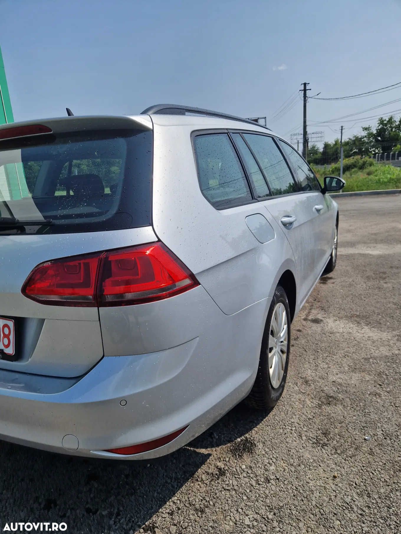 Volkswagen Golf 1.6 TDI SCR Comfortline - 6