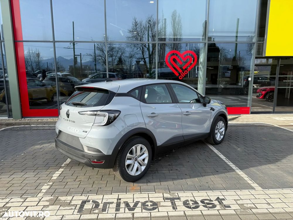 Renault Captur - 3