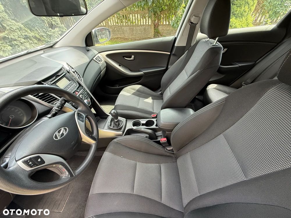 Hyundai i30 1.4 Classic + - 4
